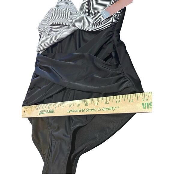 Smismivo Black Striped Size L Tummy Control Criss Cross One Piece Swimsuit Bathi - Picture 11 of 11